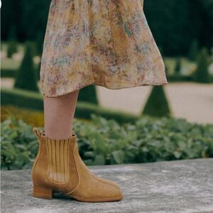 Sarah Flint Camel Ankle Booties Size 7.5